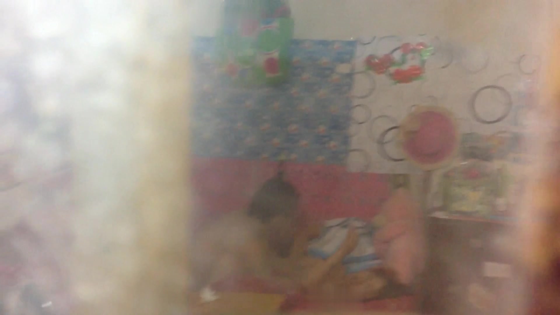 安徽某少妇百度云泄密，做爱视频被偷拍，颜值不错良家型乳房圆润形状好，含抖音视频，附生活照32P