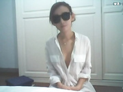 大佬流出 疑似演员李沐宸 网剧全职高手女配 早年与人裸聊视频 附69P