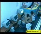 在网吧和女友看A片忍不主偷着干刺激！！！