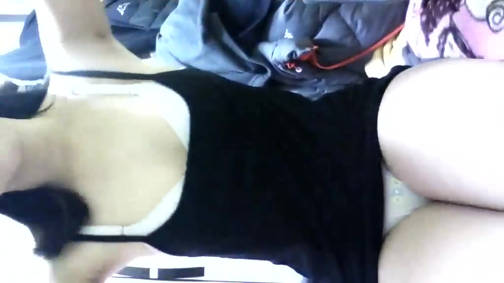 小女票自慰给我看!