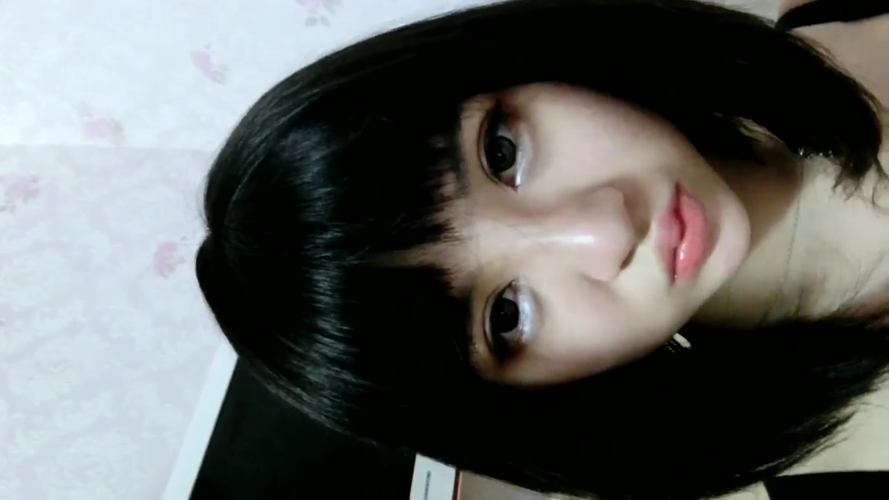 微博红人米妮大萌萌高清福利视频，据说该妹子会员价格1000大洋