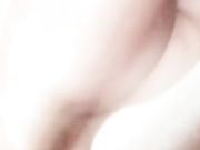 小妹妹裸露出镜