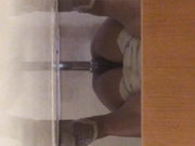 大胆潜入某大型商场女厕偷拍目测都是些高素质的美女