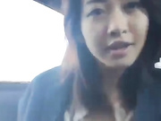 美女车上自慰