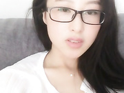 周日宅男撸管推荐高学历极品御姐诱人的大胸小蝴蝶逼一摸就出水