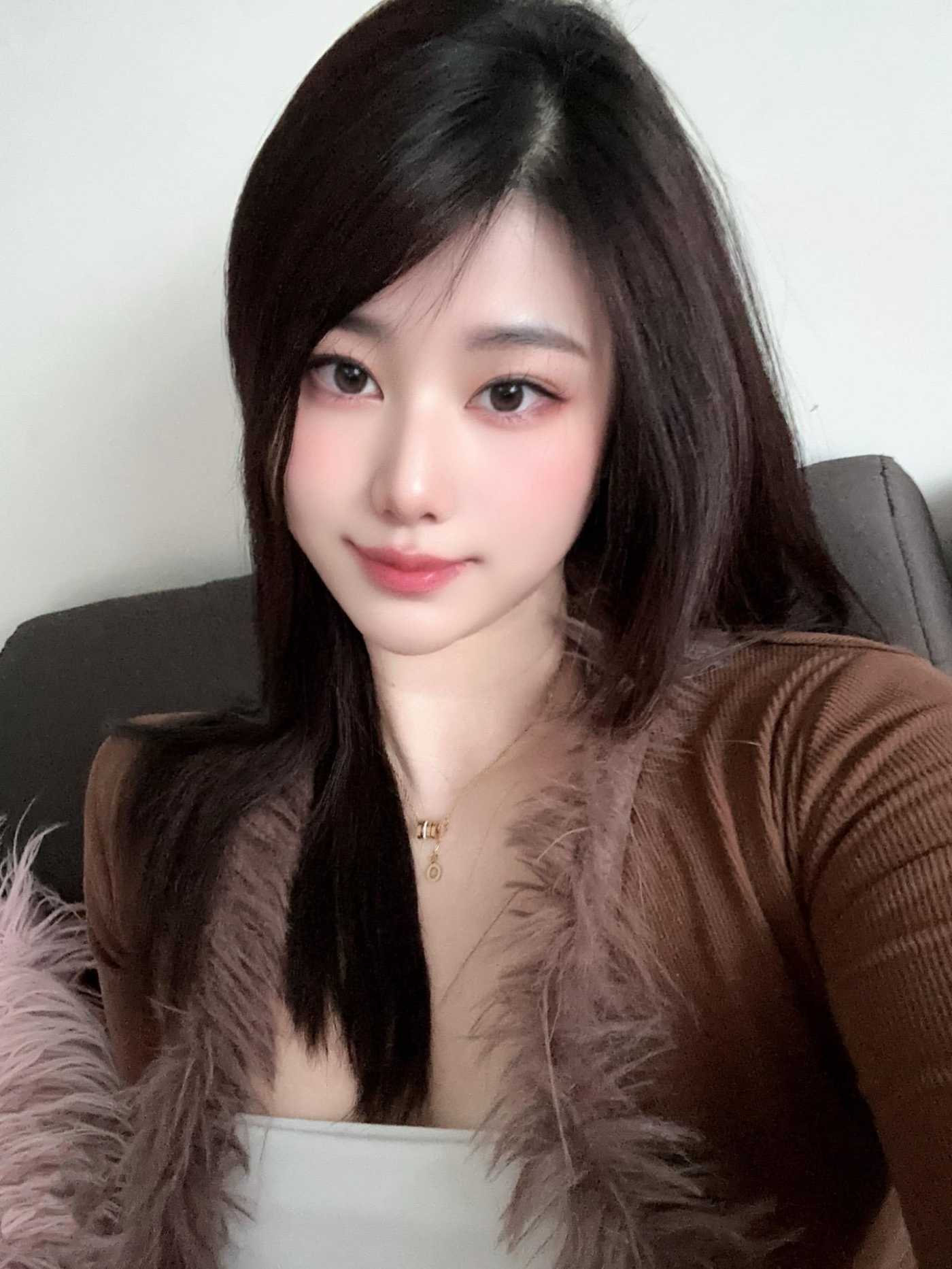 A19E6B712CA637E1618E208B22C0BE57.png